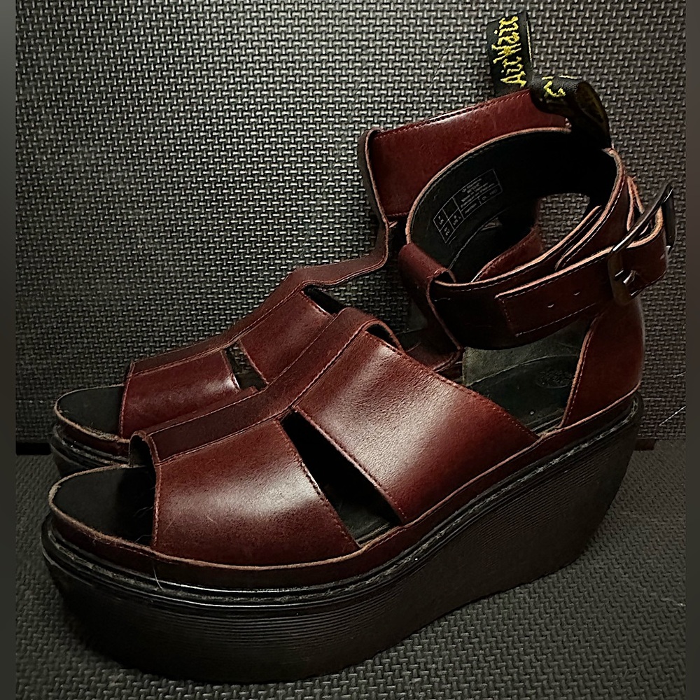 Dr. Martens Bessie Platform Sandals w/ Ankle Strap in Oxblood Ladies 9